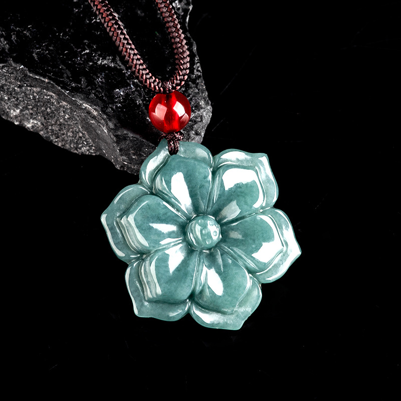 Necklaces - Burmesische Jadeit-Blumenanhänger-Halskette, Stein-Modeaccessoires, Talismane, Natürlicher Edelstein,