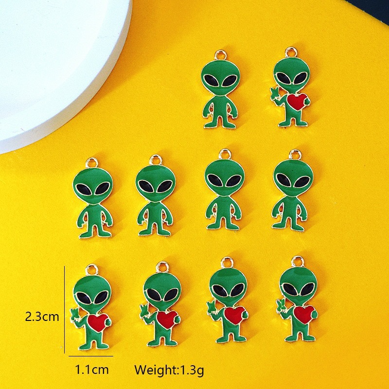 Earrings - 10 Stück Einfache Alien-Legierungsanhänger mit Emaille,