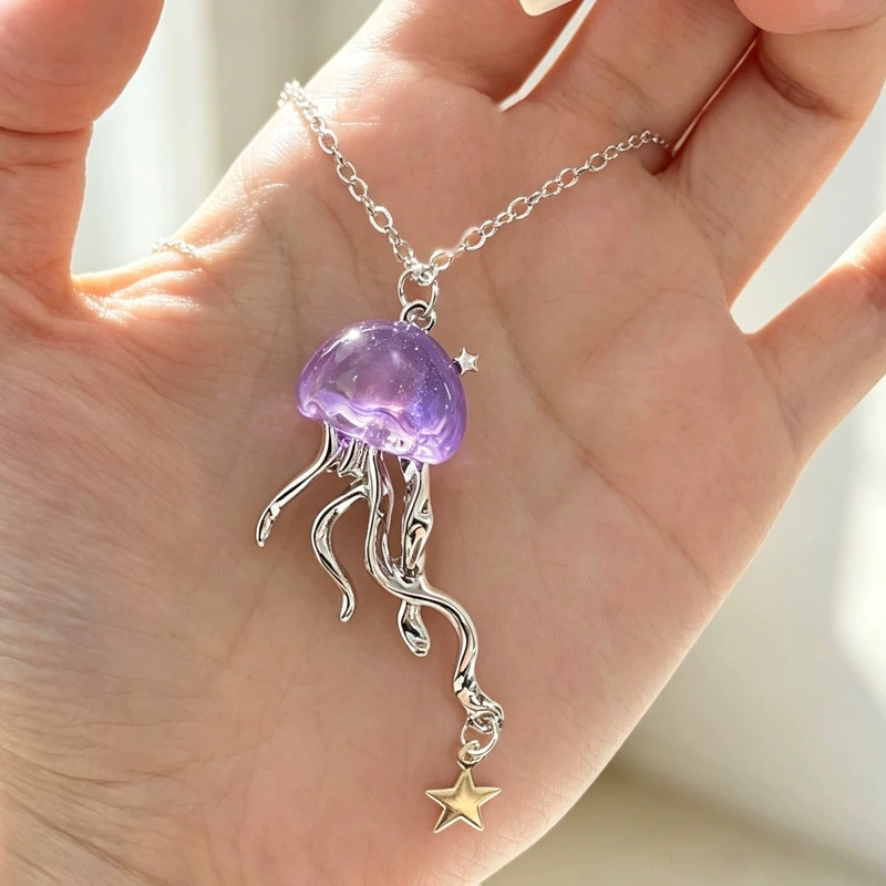 Layered Pendant Necklace Aesthetic - Niedliches Lila Quallen-Ozeanstern-Anhänger Doppelschichtige Choker-Halskette Set
