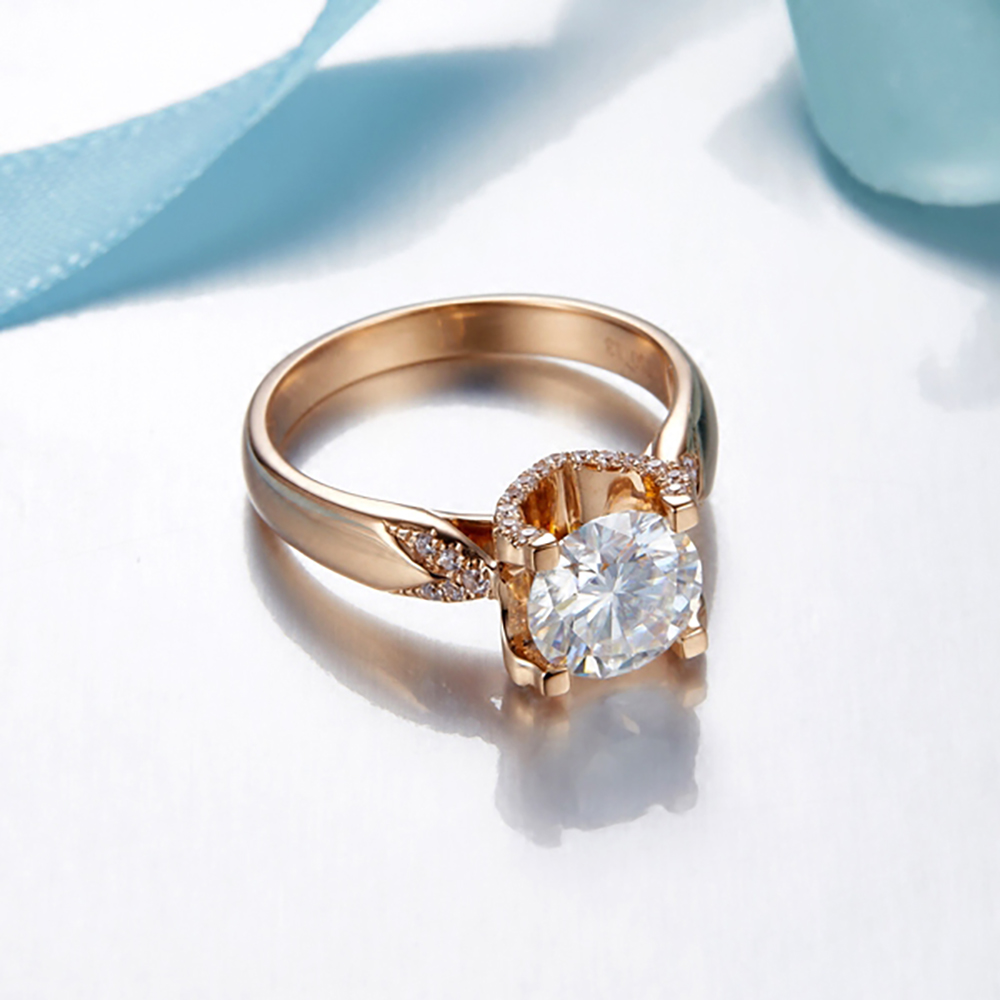 Benutzerdefinierter massiver 1 – Moissanite Engagement Ring 1 Carat Bewertung und Preis