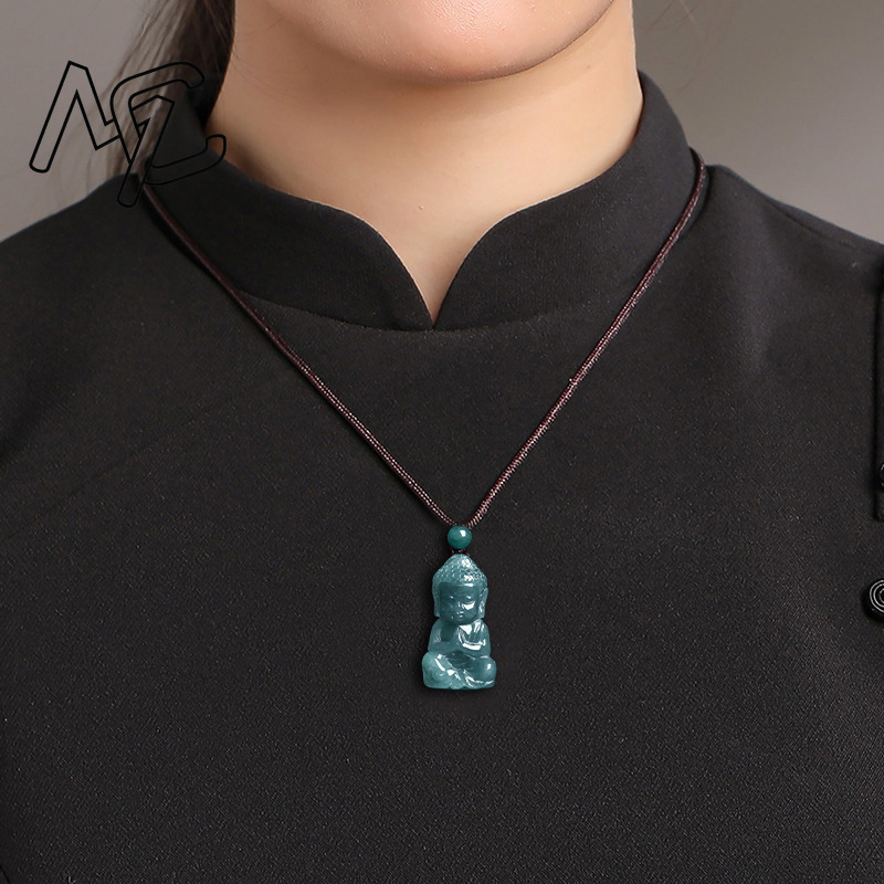 Natürlicher Echter Smaragd Jad – Necklaces Bewertung und Preis