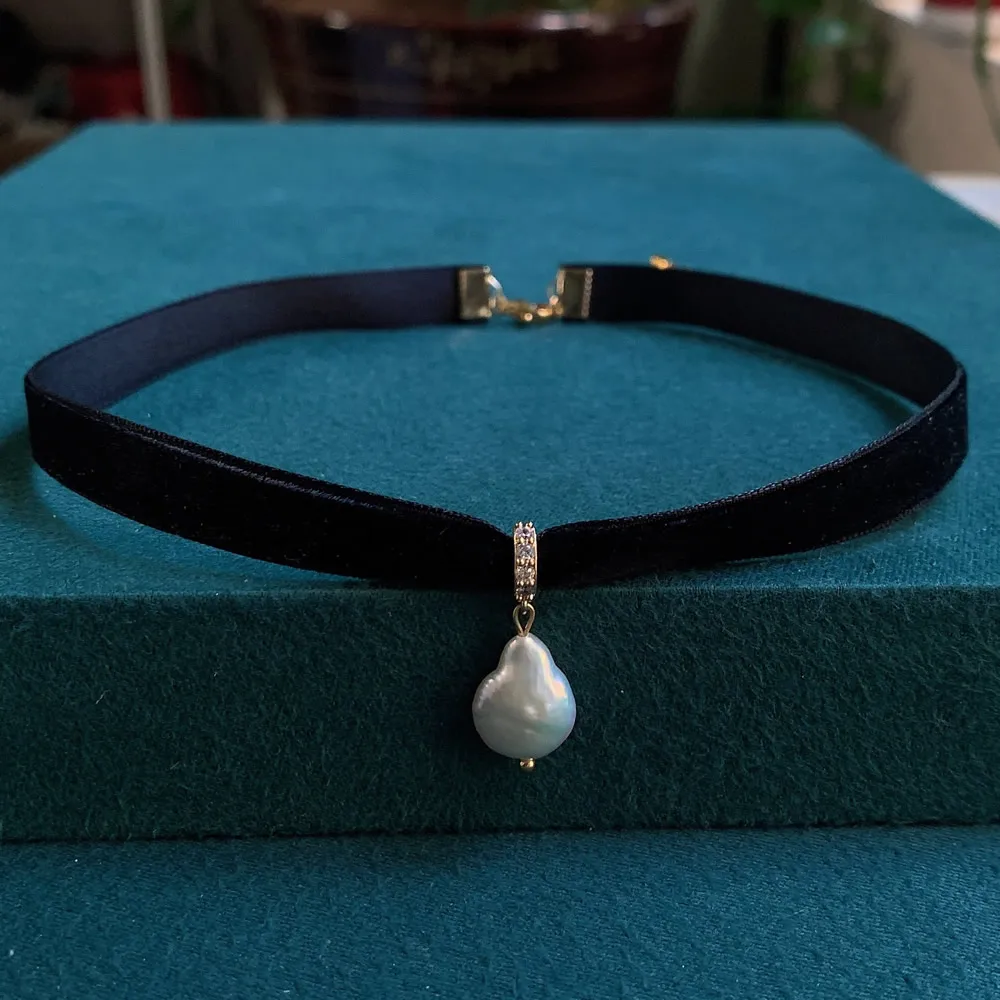 Schwarzer Samtband Halsreif un – Pearl Choker Necklace Vintage Bewertung und Preis