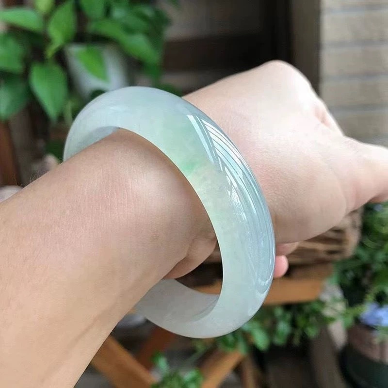 Jade-Armband für Frauen, runde – Bracelets Bewertung und Preis