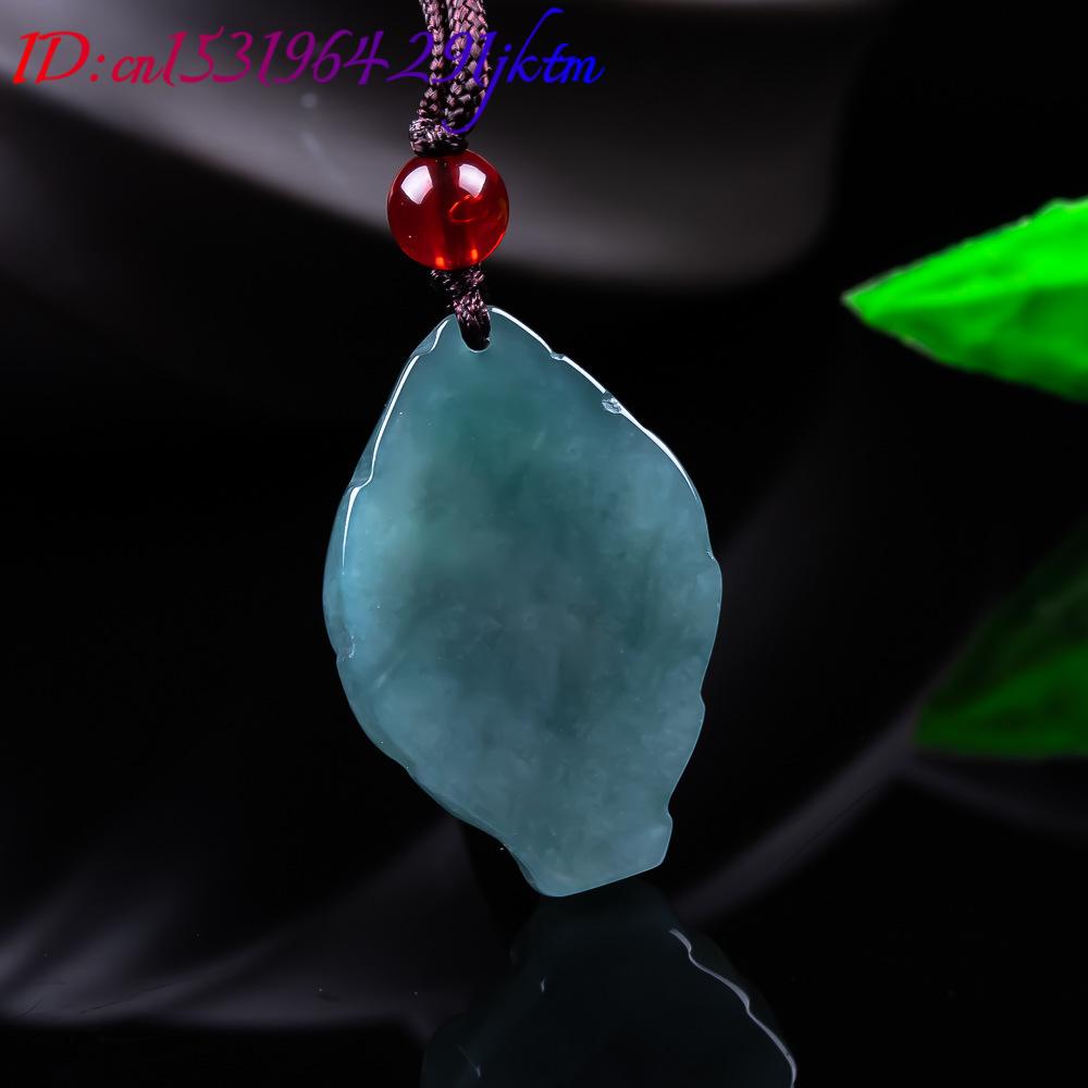 Natürliche burmesische Jadeit- – Necklaces Bewertung und Preis