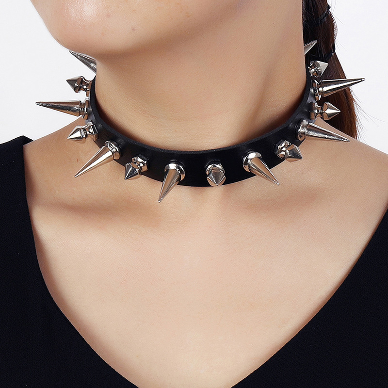 Punk Long Spike Choker Kunstle – Goth Punk Spike Choker Bewertung und Preis