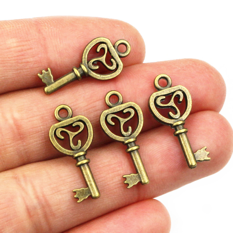 40pcs Schlüssel Charms Anhänge – Heart Locket Necklace Photo Bewertung und Preis