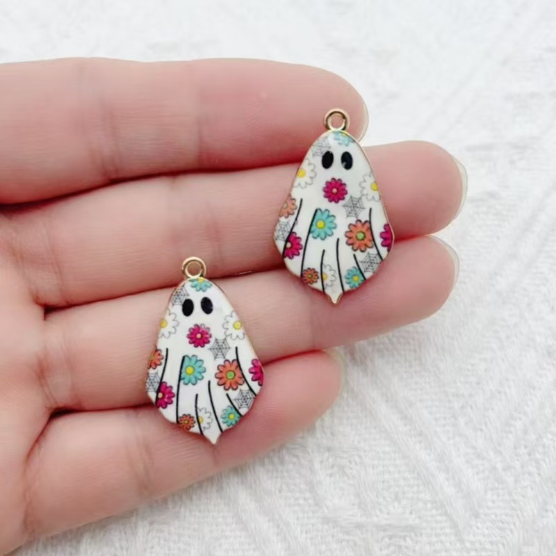 10 Stück Halloween-Anhänger im – Earrings Bewertung und Preis