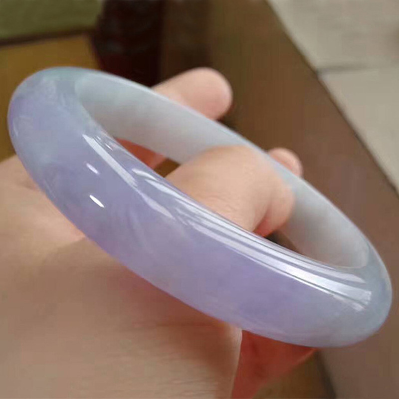 Natürliches, altes burmesische – Bracelets Bewertung und Preis