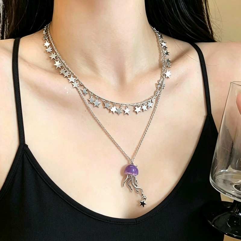 Niedliches Lila Quallen-Ozeans – Layered Pendant Necklace Aesthetic Bewertung und Preis