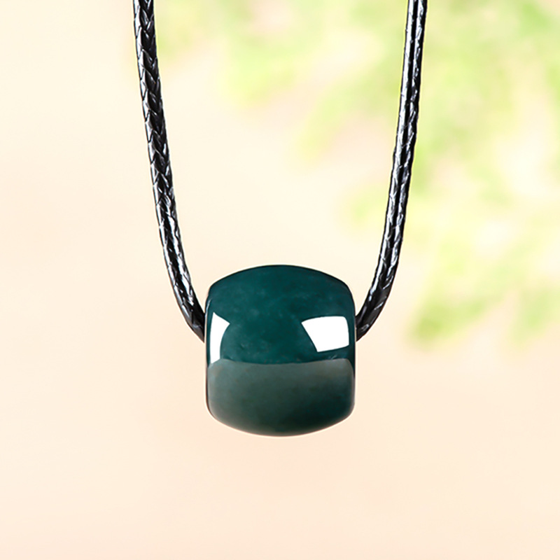 Natürlicher Myanmar Smaragd Ti – Necklaces Bewertung und Preis